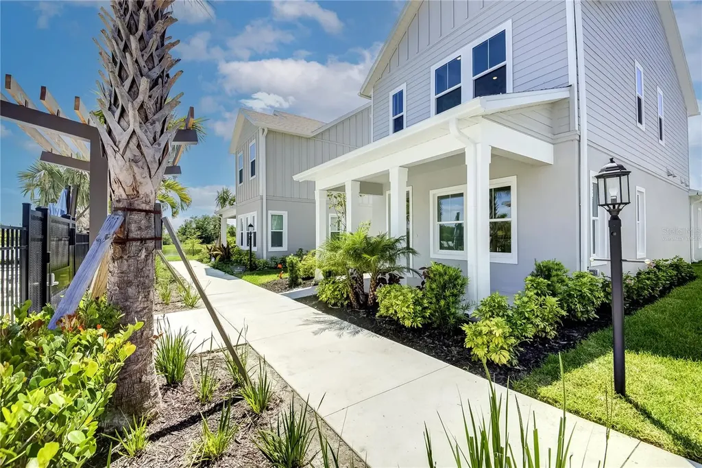 134 Bragg Lane Lakewood Ranch FL 34240