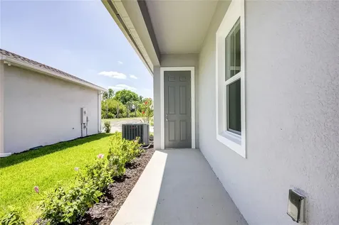 134 Bragg Lane Lakewood Ranch FL 34240