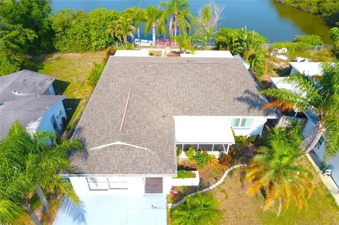 2211 Harrison Drive Holiday FL 34691