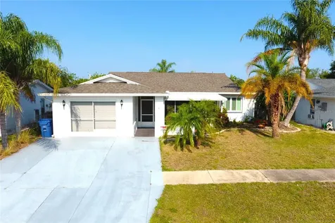 2211 Harrison Drive Holiday FL 34691