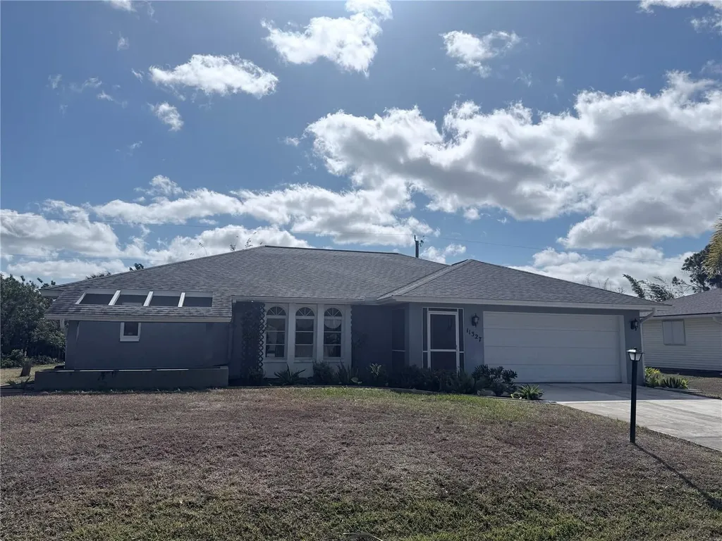 11327 Starflower Avenue Englewood FL 34224