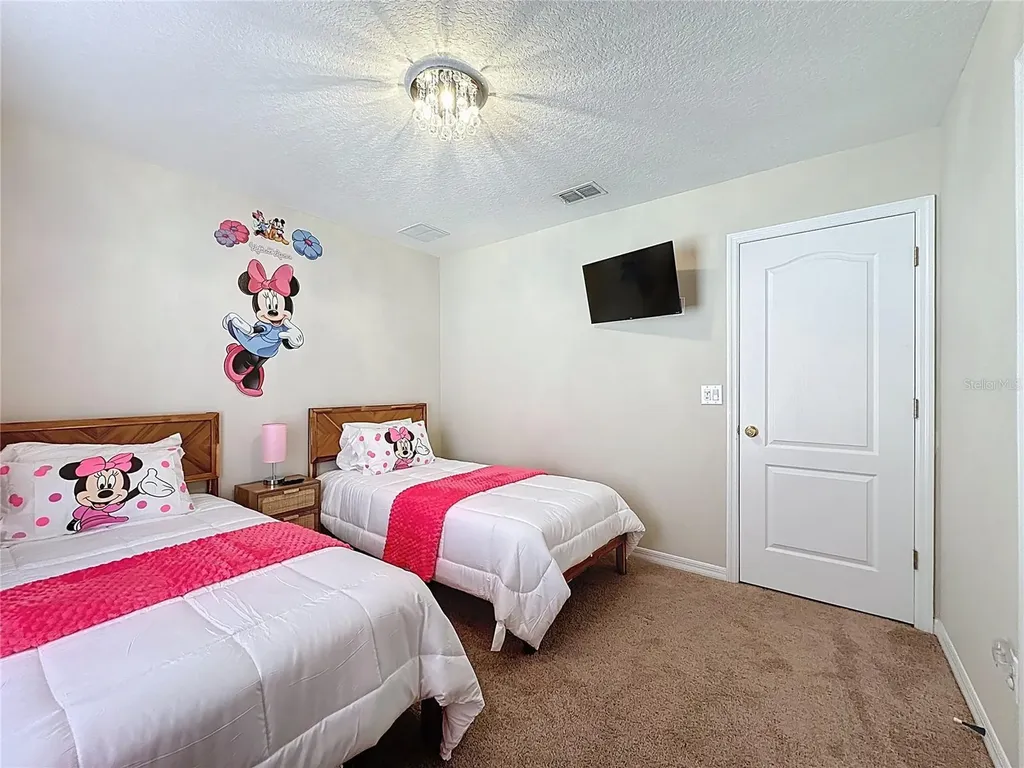 848 Sussex Drive Davenport FL 33896