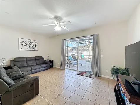 848 Sussex Drive Davenport FL 33896