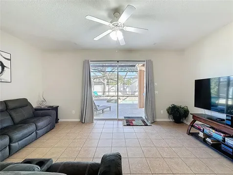 848 Sussex Drive Davenport FL 33896