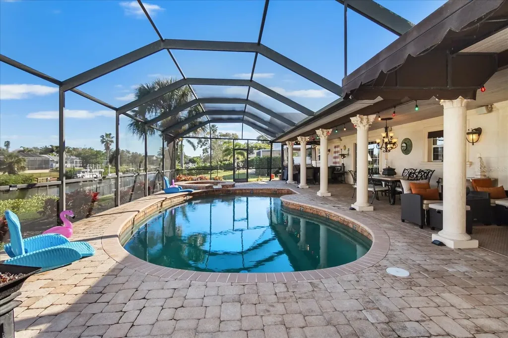 5507 America Drive Sarasota FL 34231