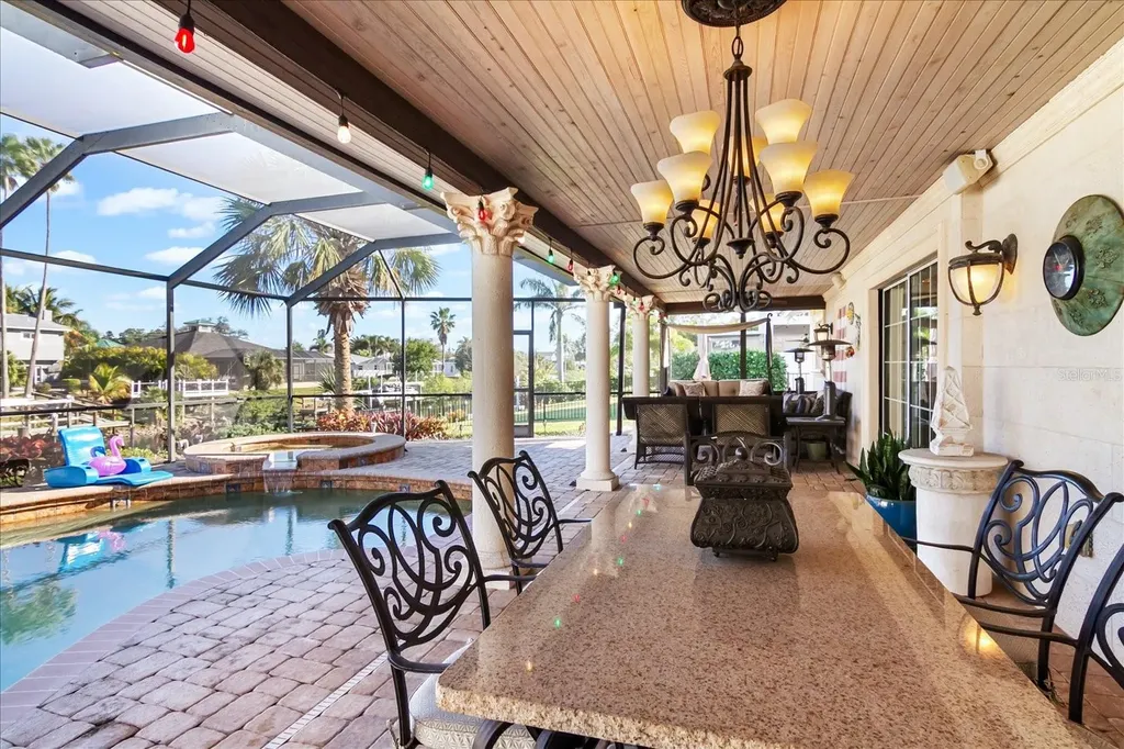 5507 America Drive Sarasota FL 34231