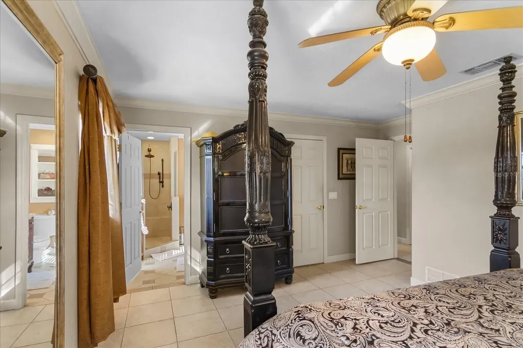 5507 America Drive Sarasota FL 34231