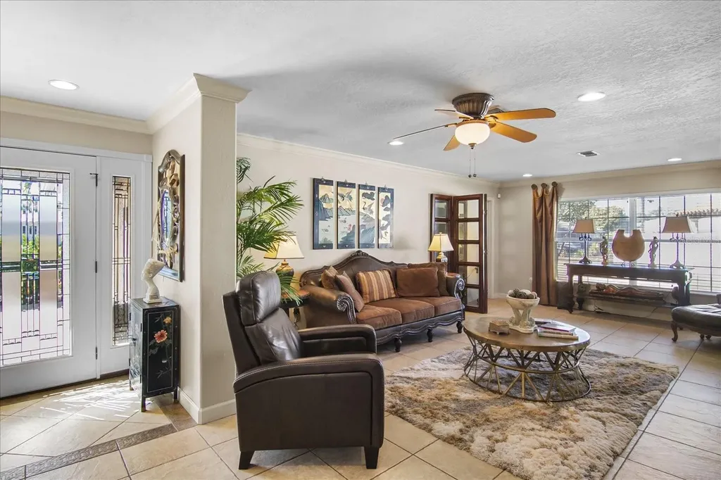 5507 America Drive Sarasota FL 34231