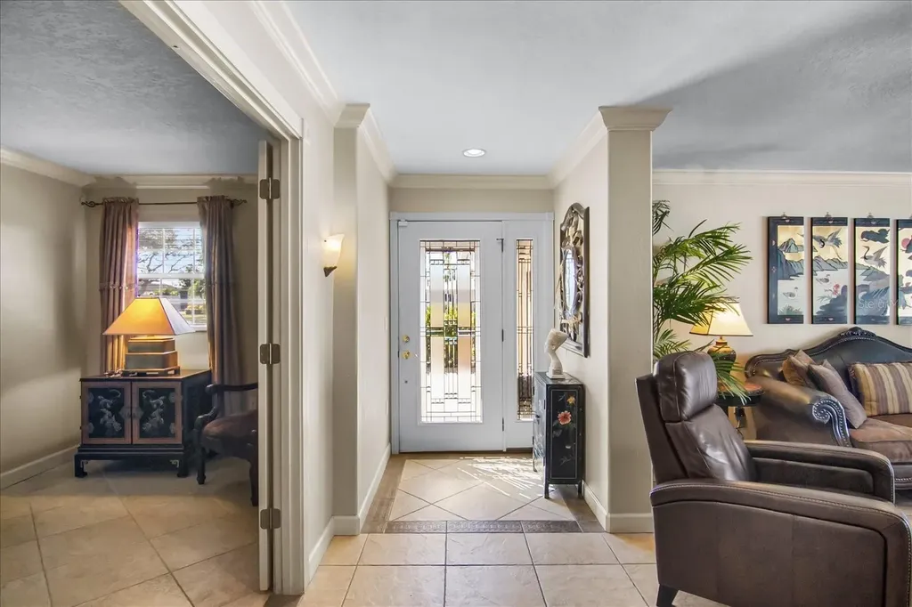5507 America Drive Sarasota FL 34231