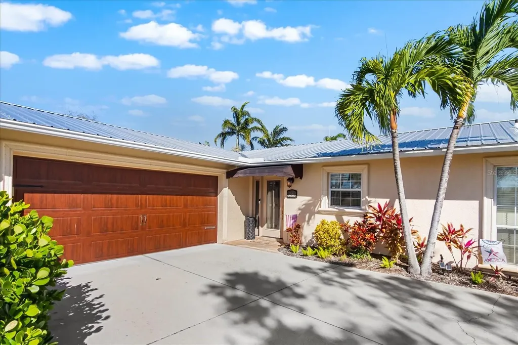 5507 America Drive Sarasota FL 34231