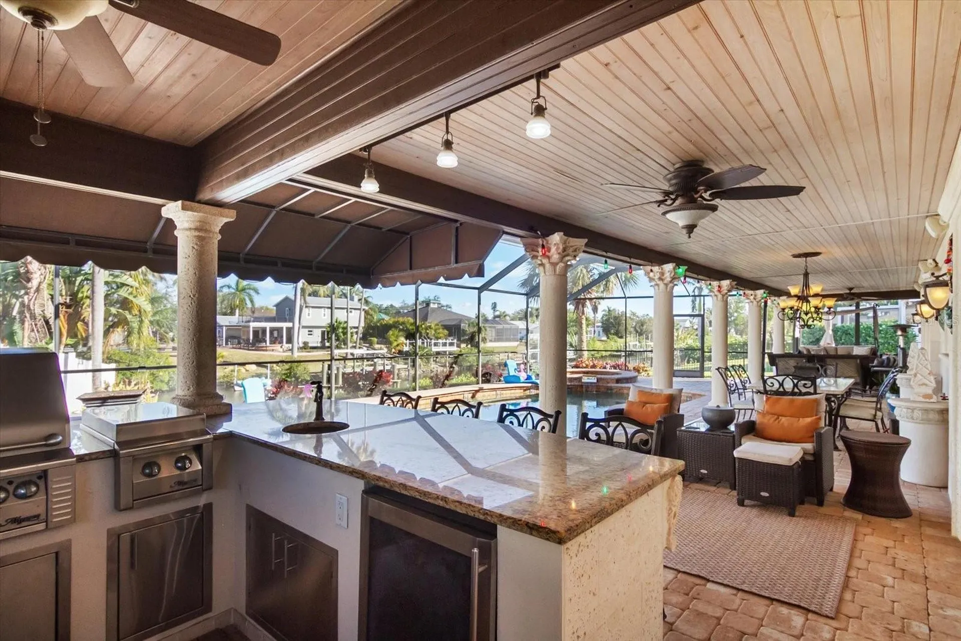 5507 America Drive Sarasota FL 34231