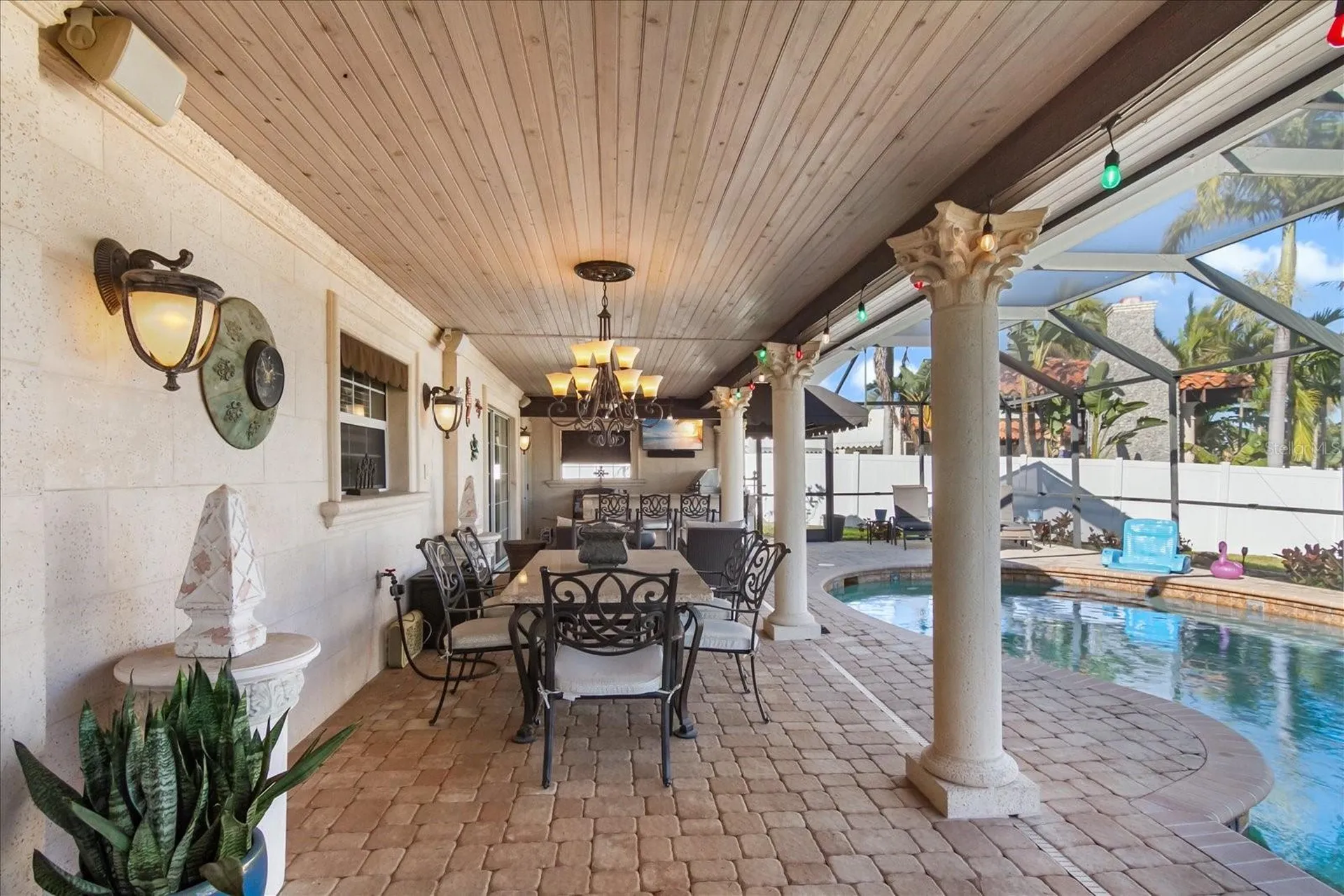 5507 America Drive Sarasota FL 34231
