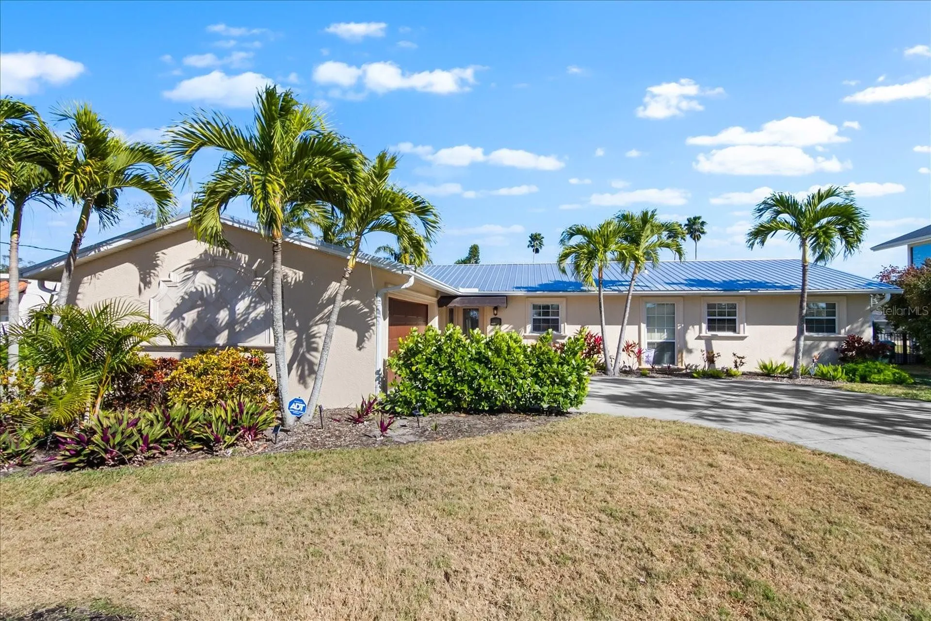 5507 America Drive Sarasota FL 34231