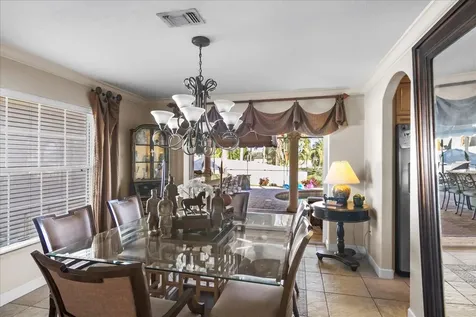 5507 America Drive Sarasota FL 34231
