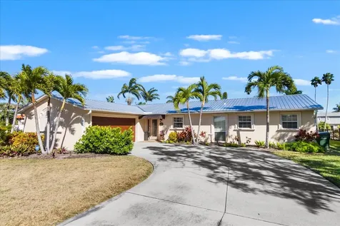 5507 America Drive Sarasota FL 34231