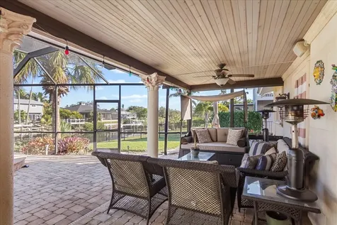 5507 America Drive Sarasota FL 34231