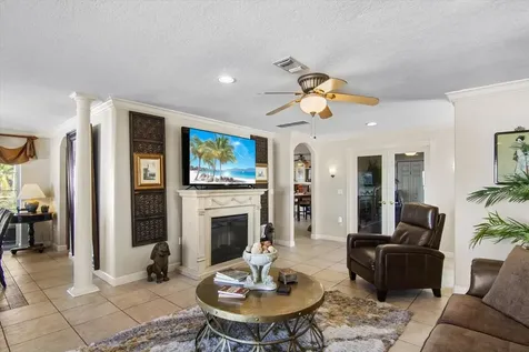 5507 America Drive Sarasota FL 34231