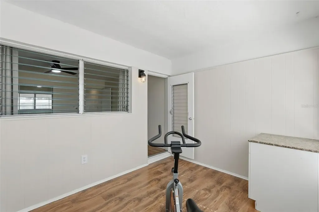 5664 40th Terrace N Kenneth City FL 33709