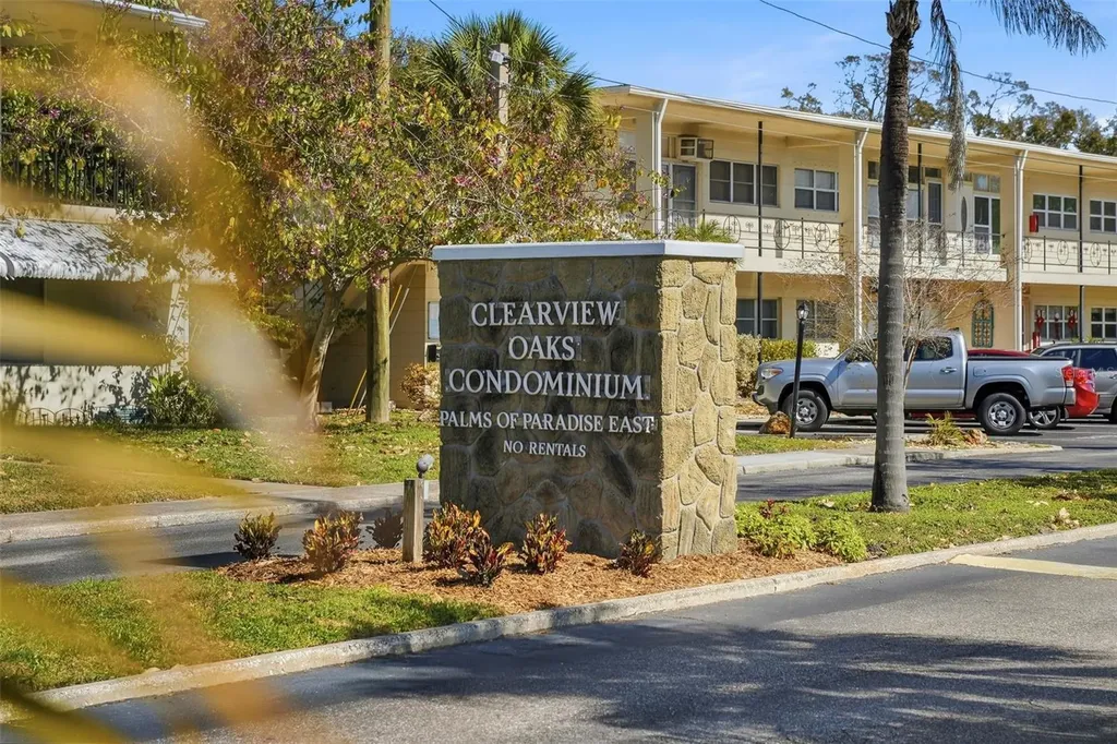 5664 40th Terrace N Kenneth City FL 33709