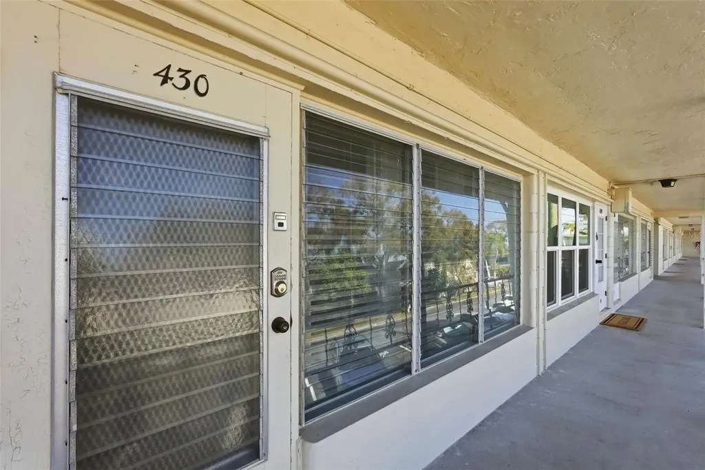 5664 40th Terrace N Kenneth City FL 33709