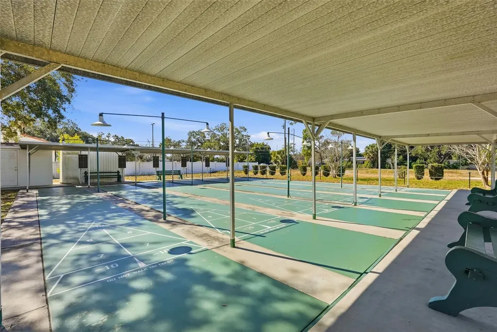 5664 40th Terrace N Kenneth City FL 33709