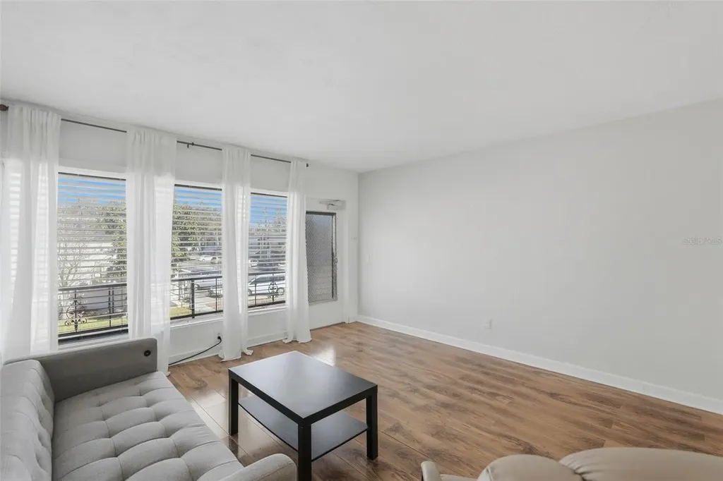 5664 40th Terrace N Kenneth City FL 33709