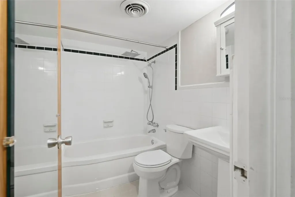 5664 40th Terrace N Kenneth City FL 33709