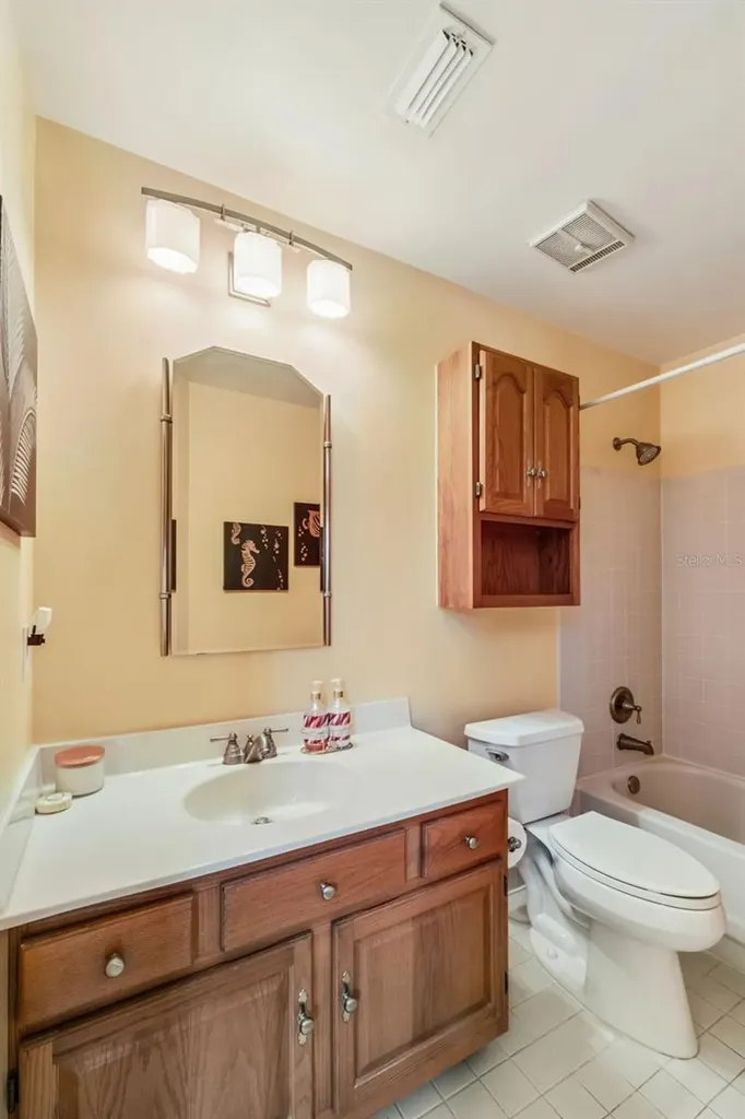 232 Wimbledon Circle Lake Mary FL 32746