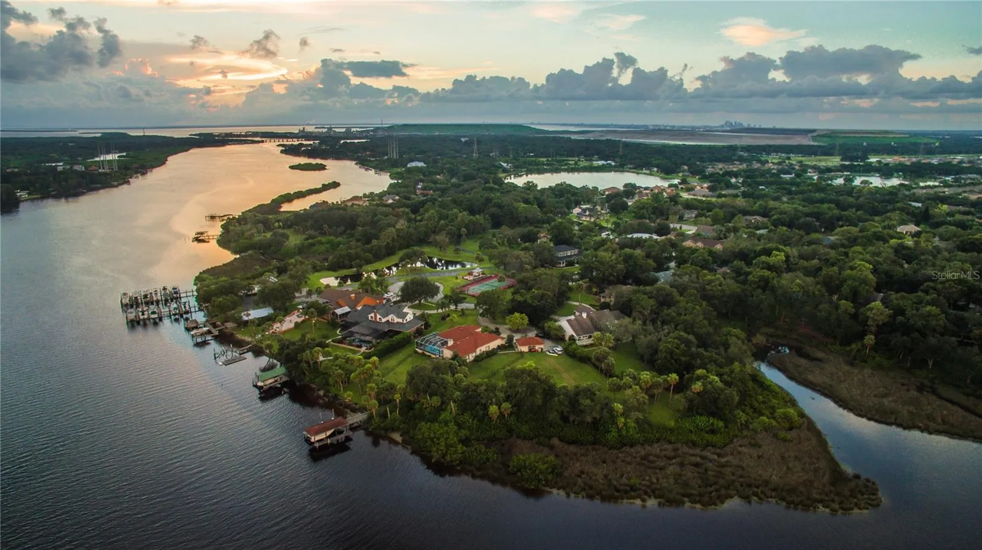 8910 Eagle Watch Drive Riverview FL 33578