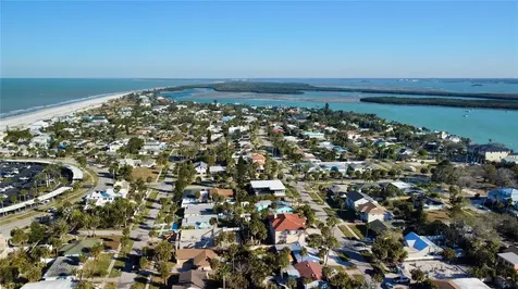 843 Bruce Avenue Clearwater Beach FL 33767