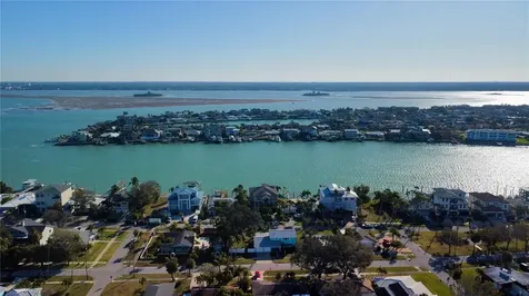 843 Bruce Avenue Clearwater Beach FL 33767