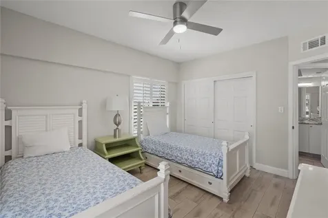 6146 Midnight Pass Road Sarasota FL 34242