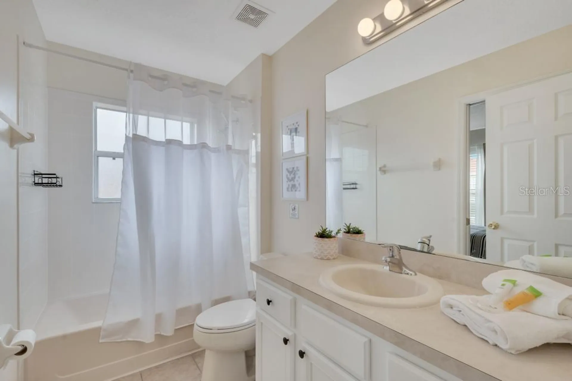 162 Cordova Avenue Davenport FL 33897
