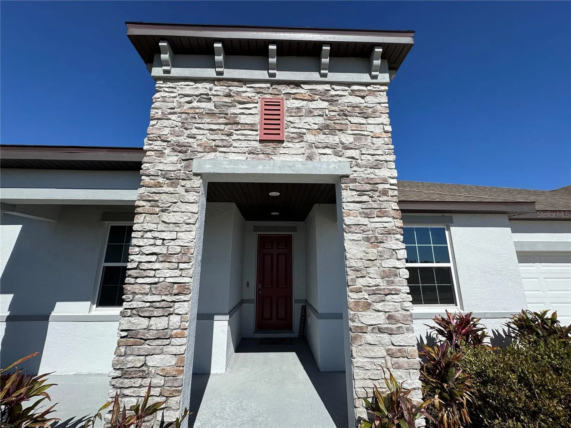 10190 Dolphin Gull Circle Thonotosassa FL 33592