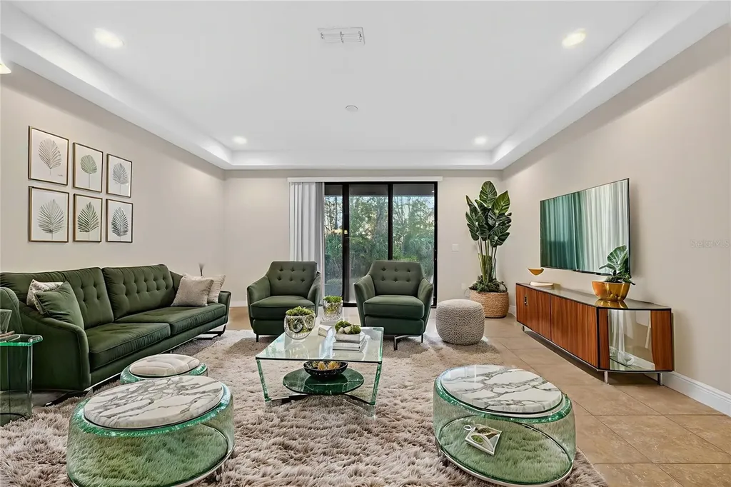 8087 Brooksville Drive Davenport FL 33896