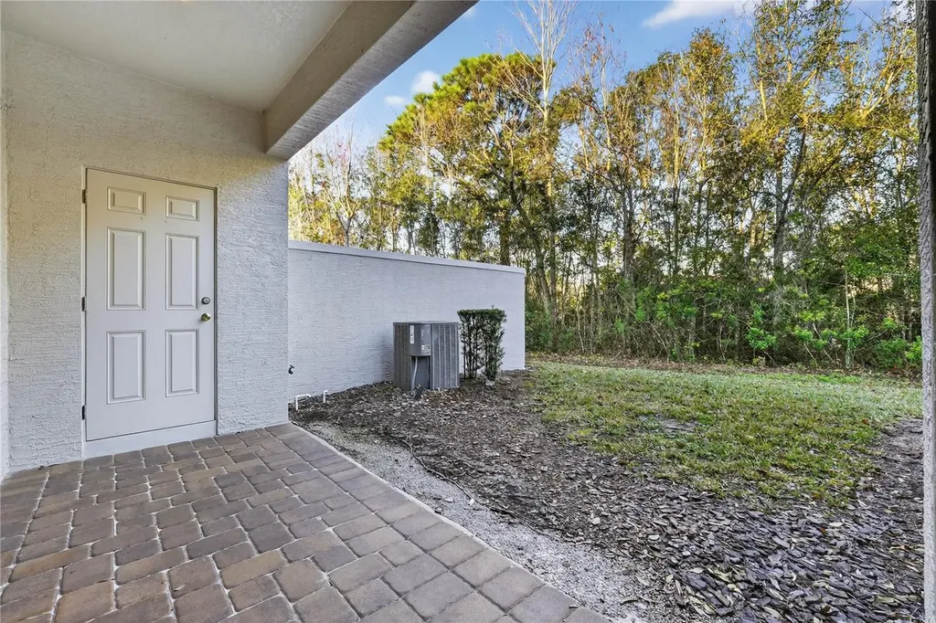 8087 Brooksville Drive Davenport FL 33896