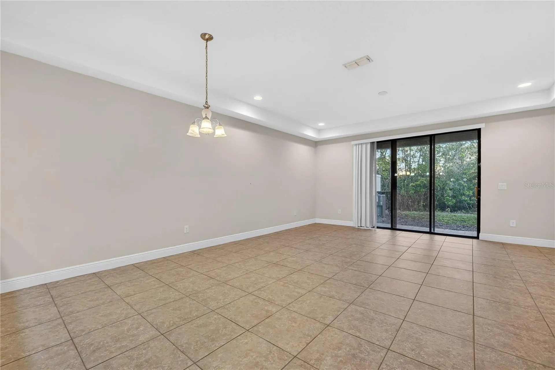 8087 Brooksville Drive Davenport FL 33896