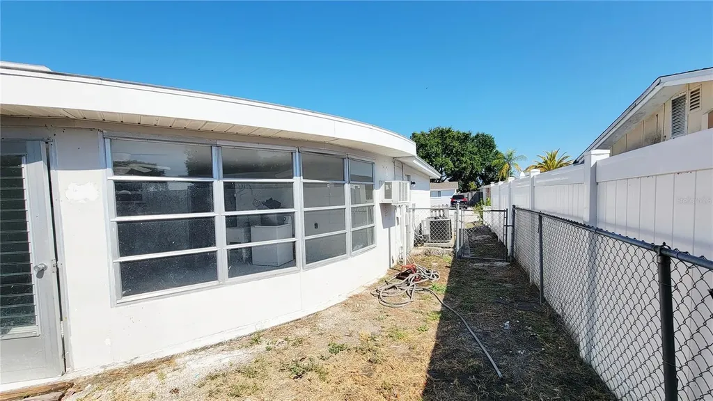 3332 Umber Road Holiday FL 34691