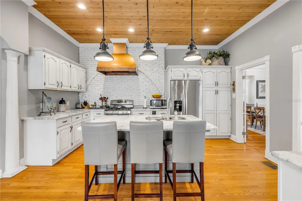 319 Wisteria Road Daytona Beach FL 32118