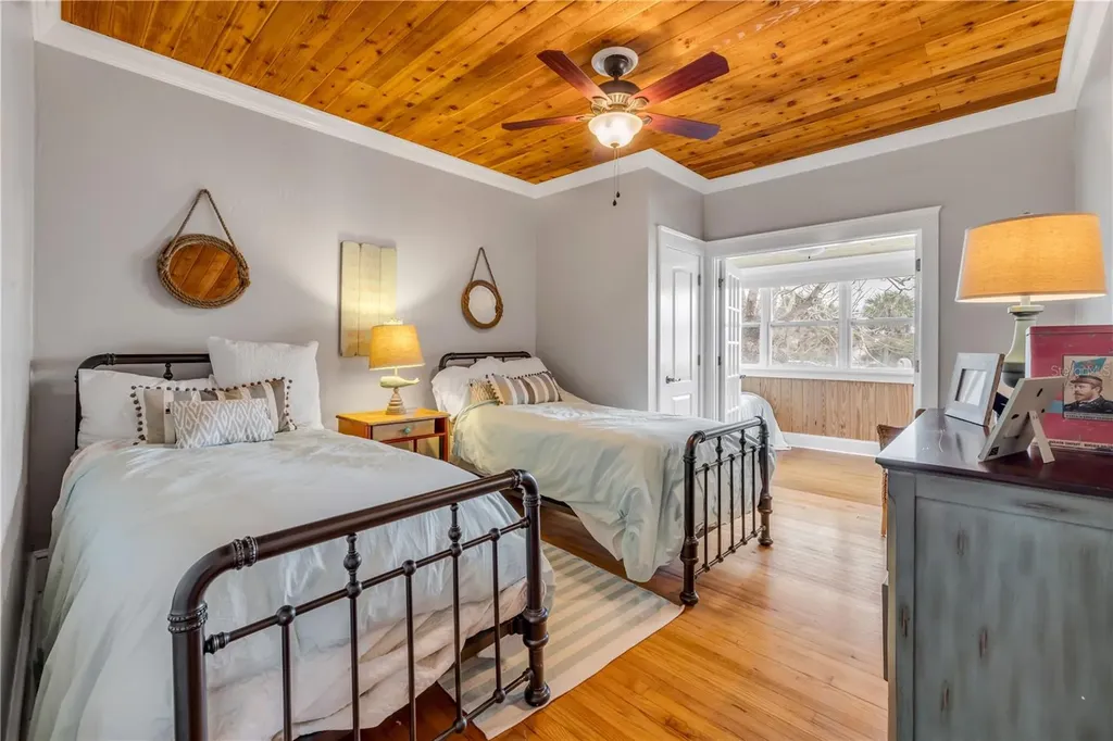 319 Wisteria Road Daytona Beach FL 32118