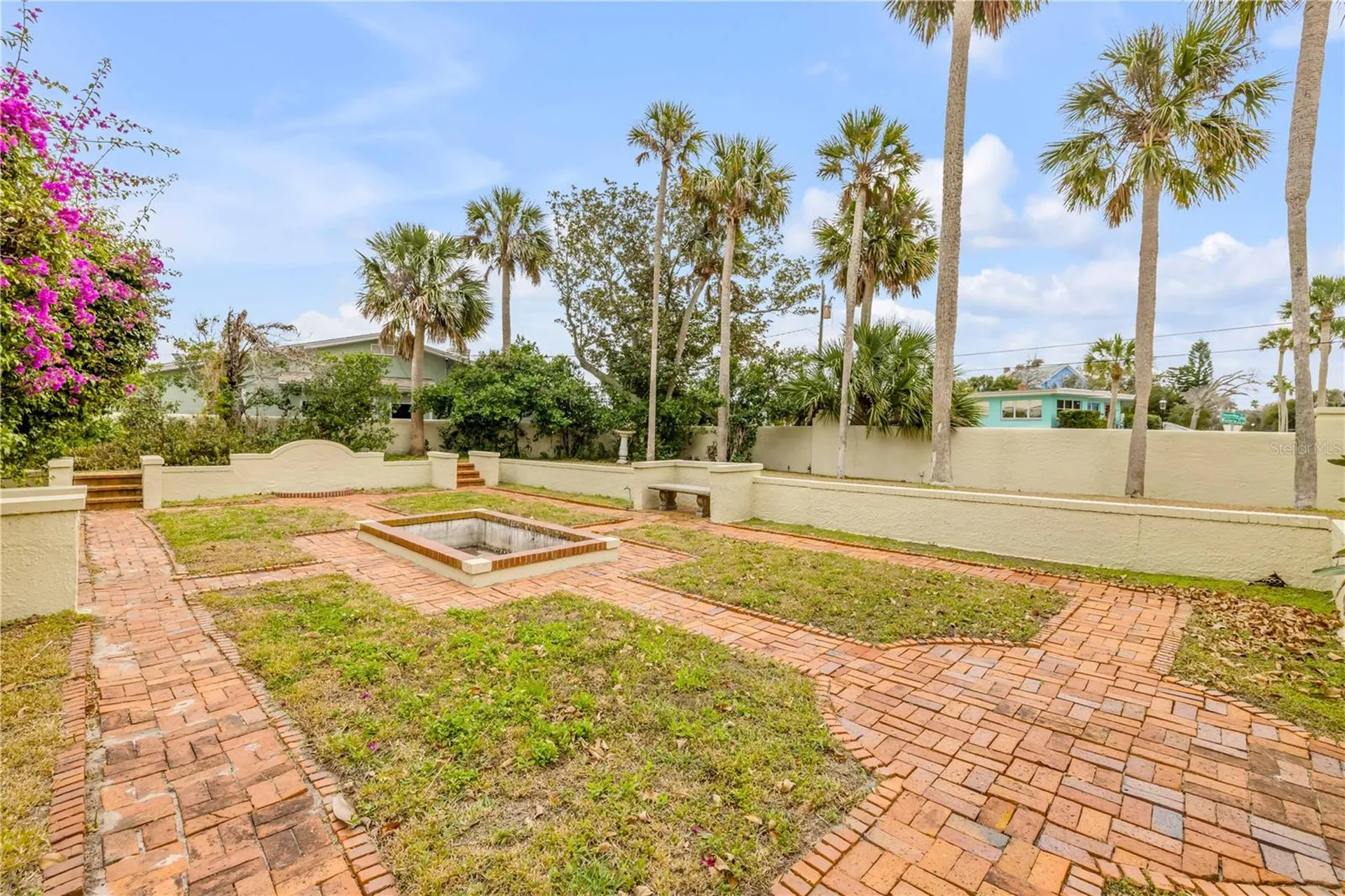 319 Wisteria Road Daytona Beach FL 32118