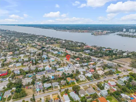 319 Wisteria Road Daytona Beach FL 32118