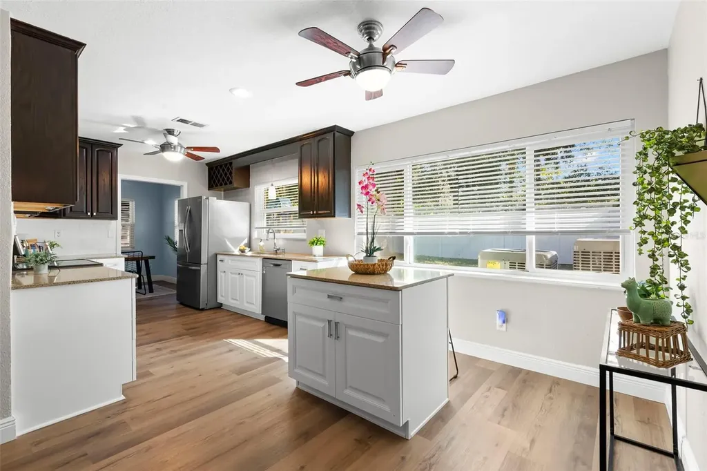 455 Pasaje Avenue Tarpon Springs FL 34689