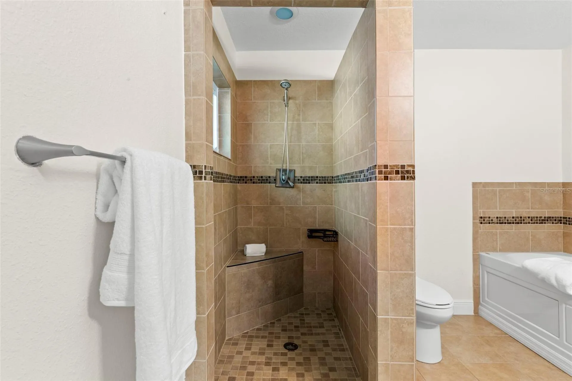 455 Pasaje Avenue Tarpon Springs FL 34689