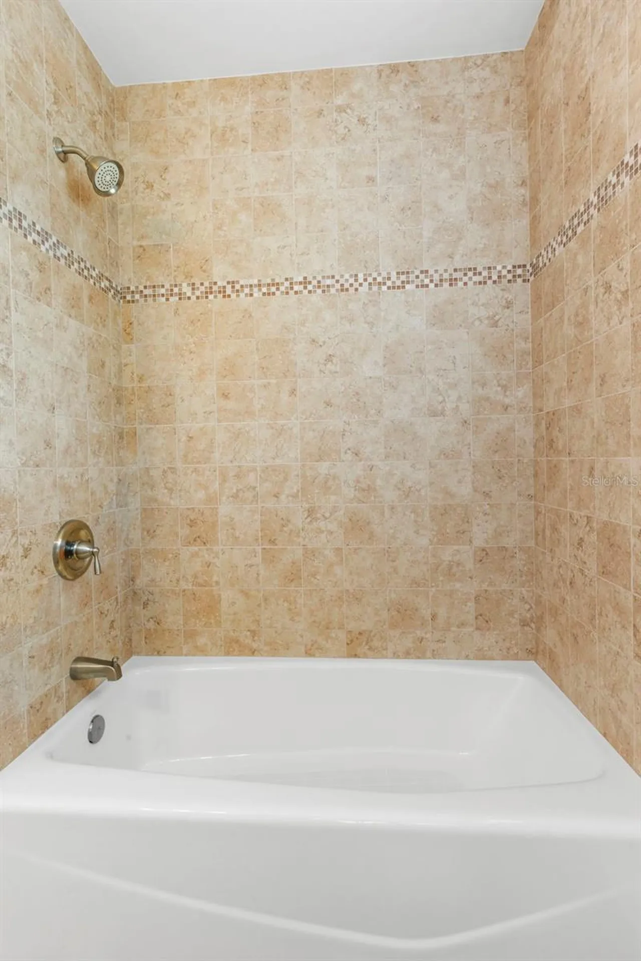 455 Pasaje Avenue Tarpon Springs FL 34689