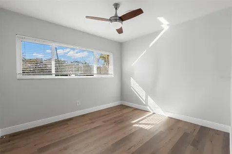 455 Pasaje Avenue Tarpon Springs FL 34689