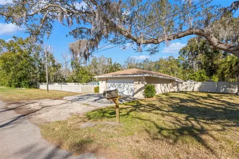 455 Pasaje Avenue Tarpon Springs FL 34689