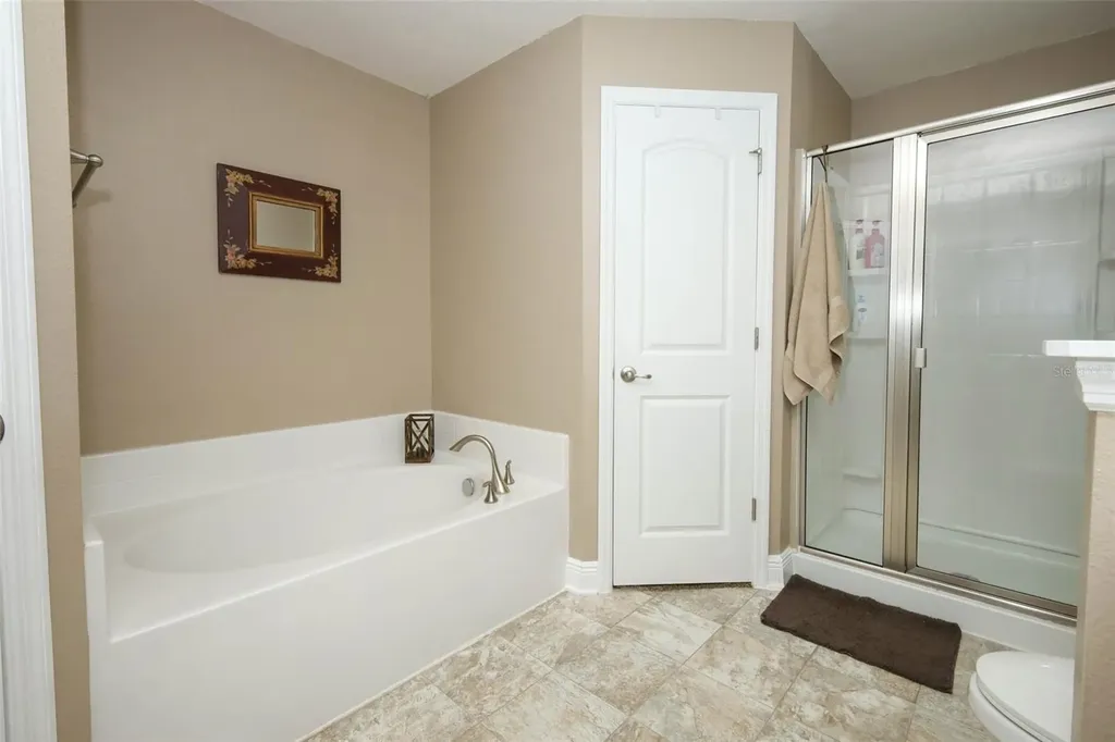31631 Broadwater Avenue Leesburg FL 34748