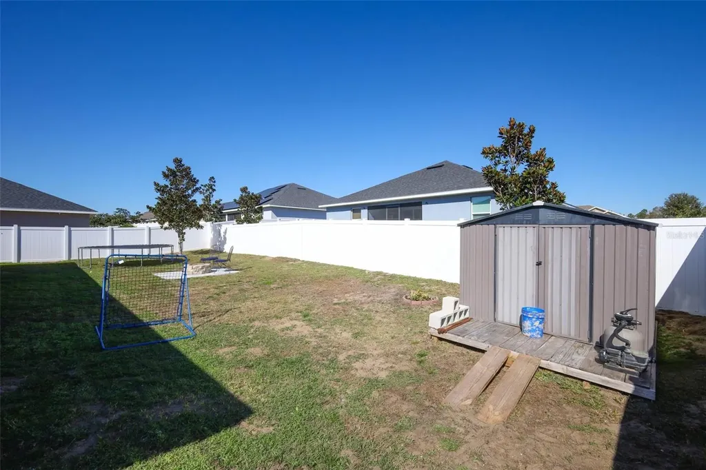 31631 Broadwater Avenue Leesburg FL 34748