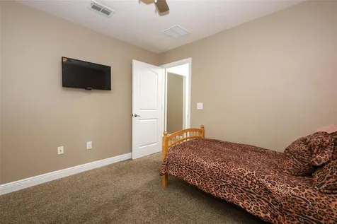 31631 Broadwater Avenue Leesburg FL 34748